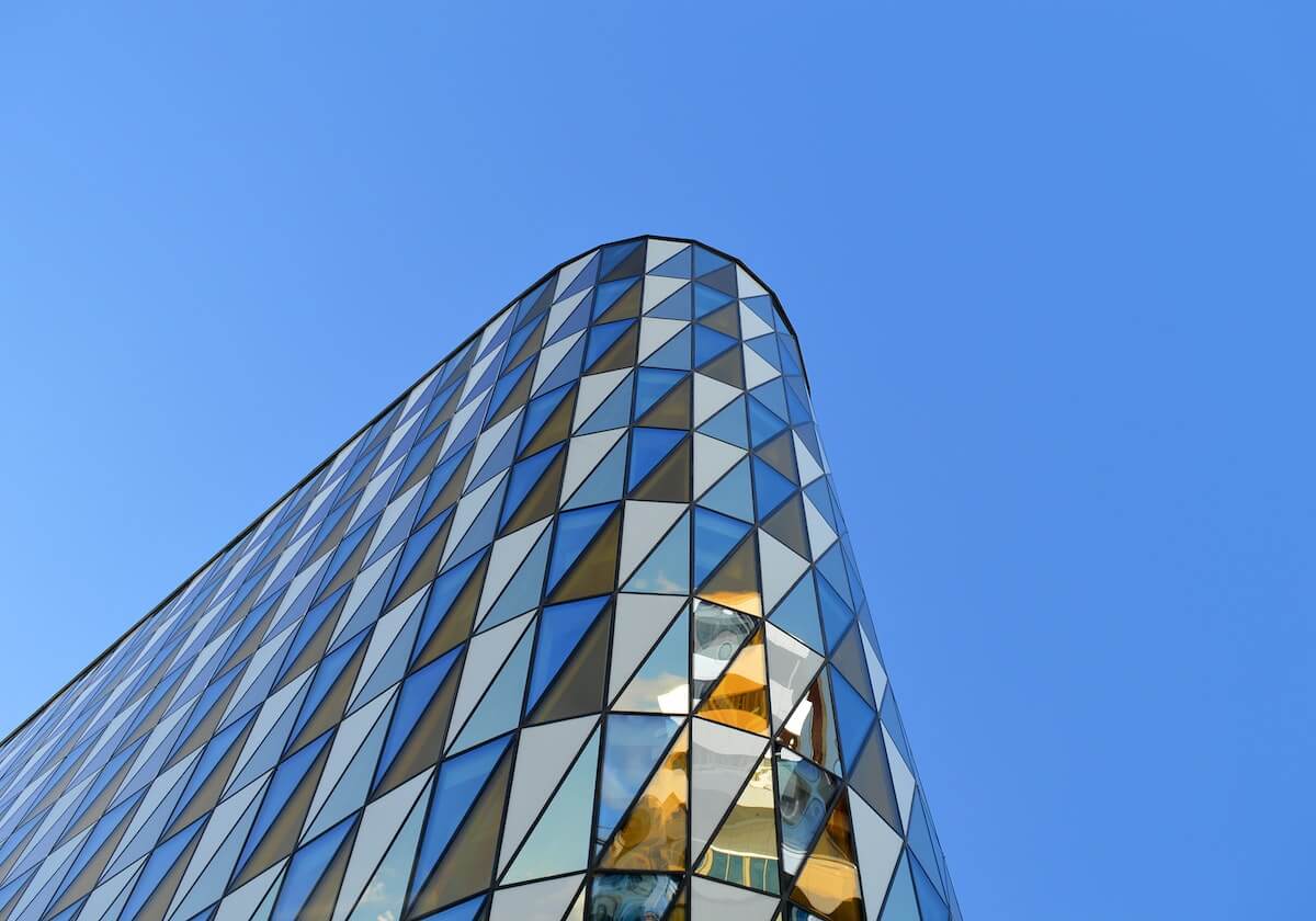 6日凌晨欧冠联赛第四轮又有好戏，重回正轨的曼城能否反制大黄蜂